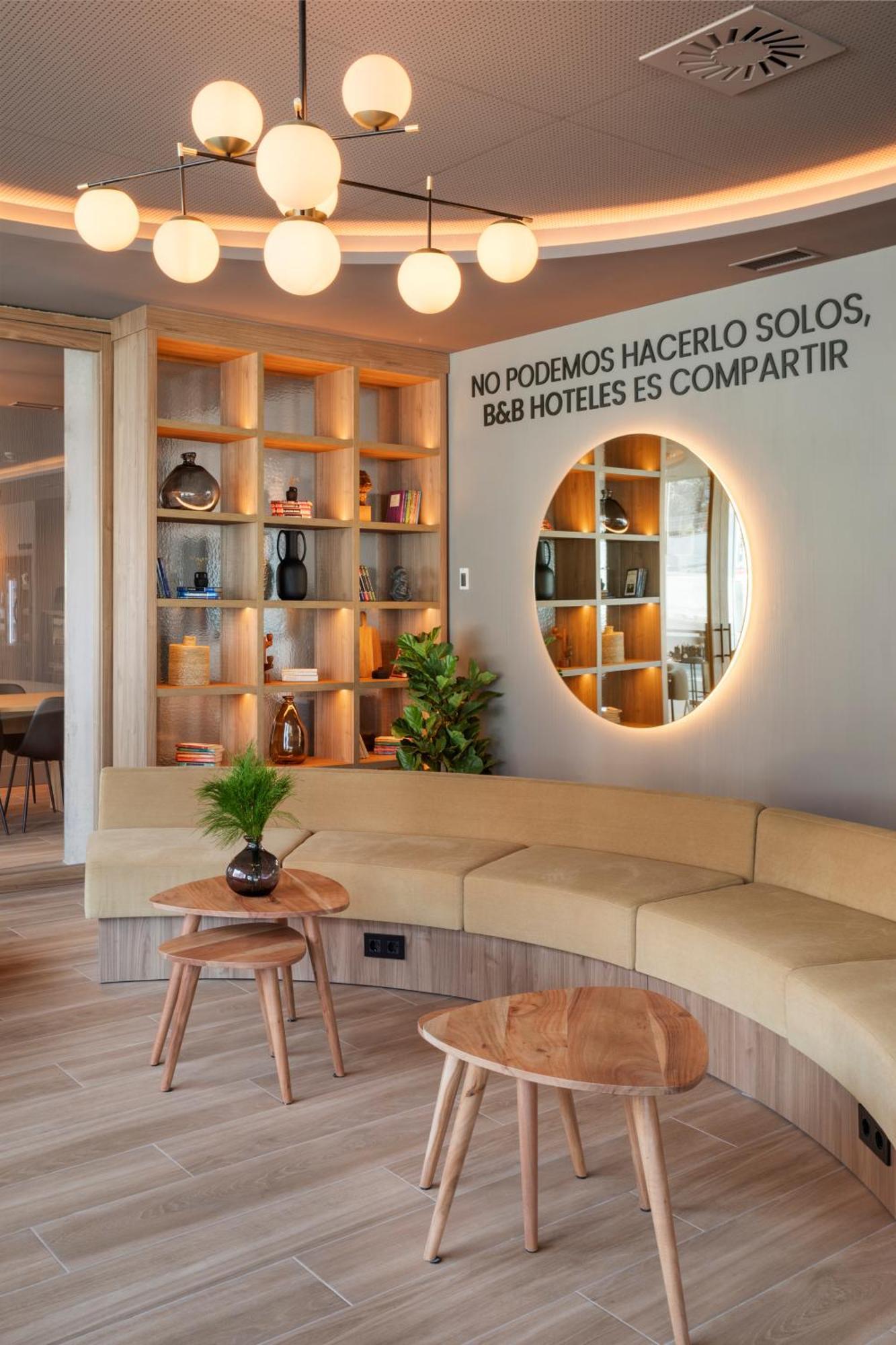 B&B Hotel Madrid Carabanchel Exterior photo